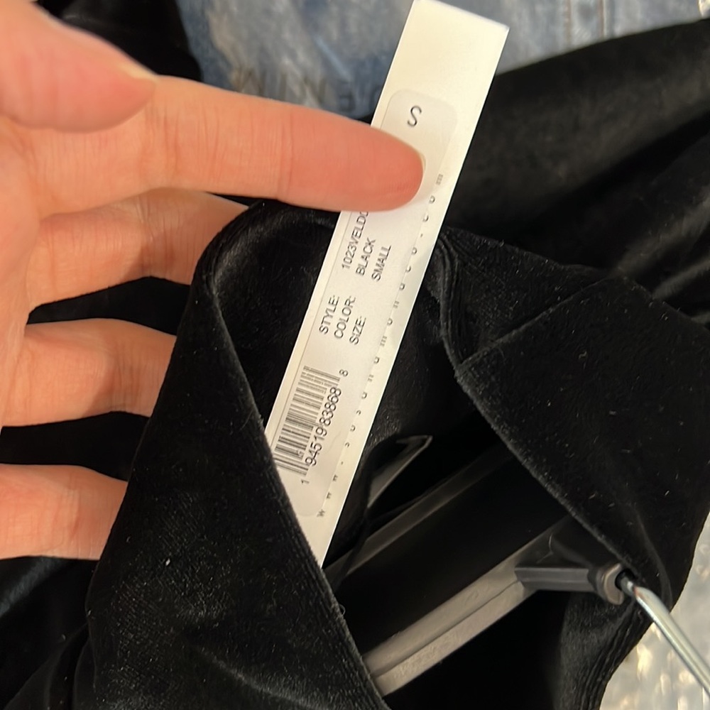 Susana Monaco LONG SLEEVE MOCK NECK STRETCH VELVET MINIDRESS IN BLACK - Picture 8 of 9